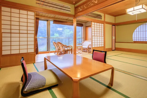 本館